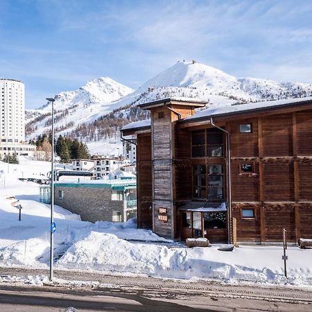 Chalet Weal Aparthotel Sestriere Luaran gambar