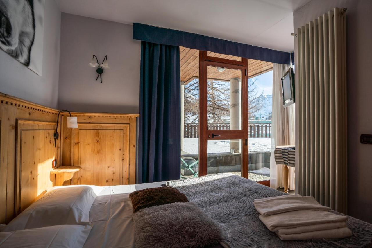 Chalet Weal Aparthotel Sestriere Luaran gambar